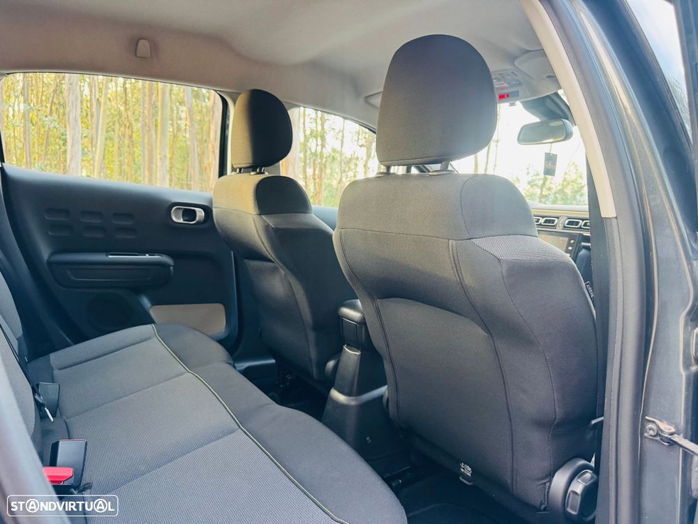 Citroën C3 1.2 PureTech Shine - 42