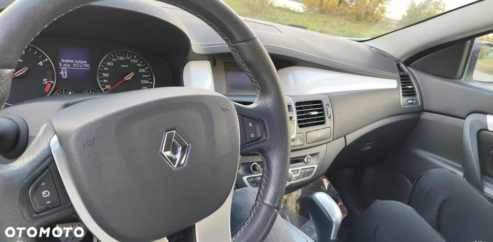 Renault Laguna 3.0 dCi V6 Initiale - 2