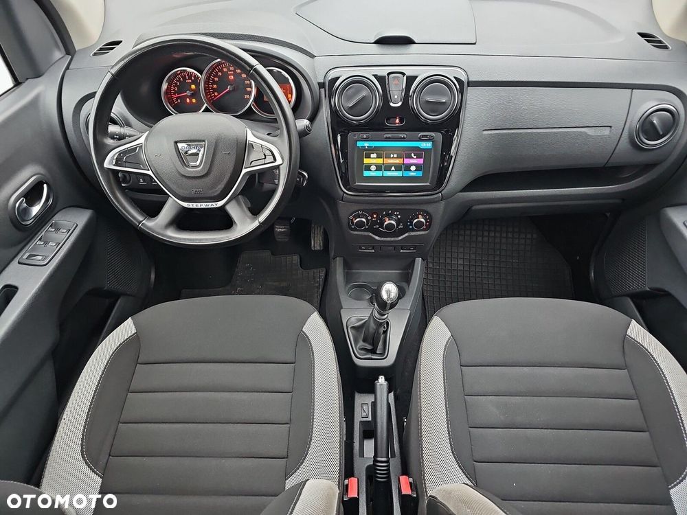 Dacia Lodgy - 25
