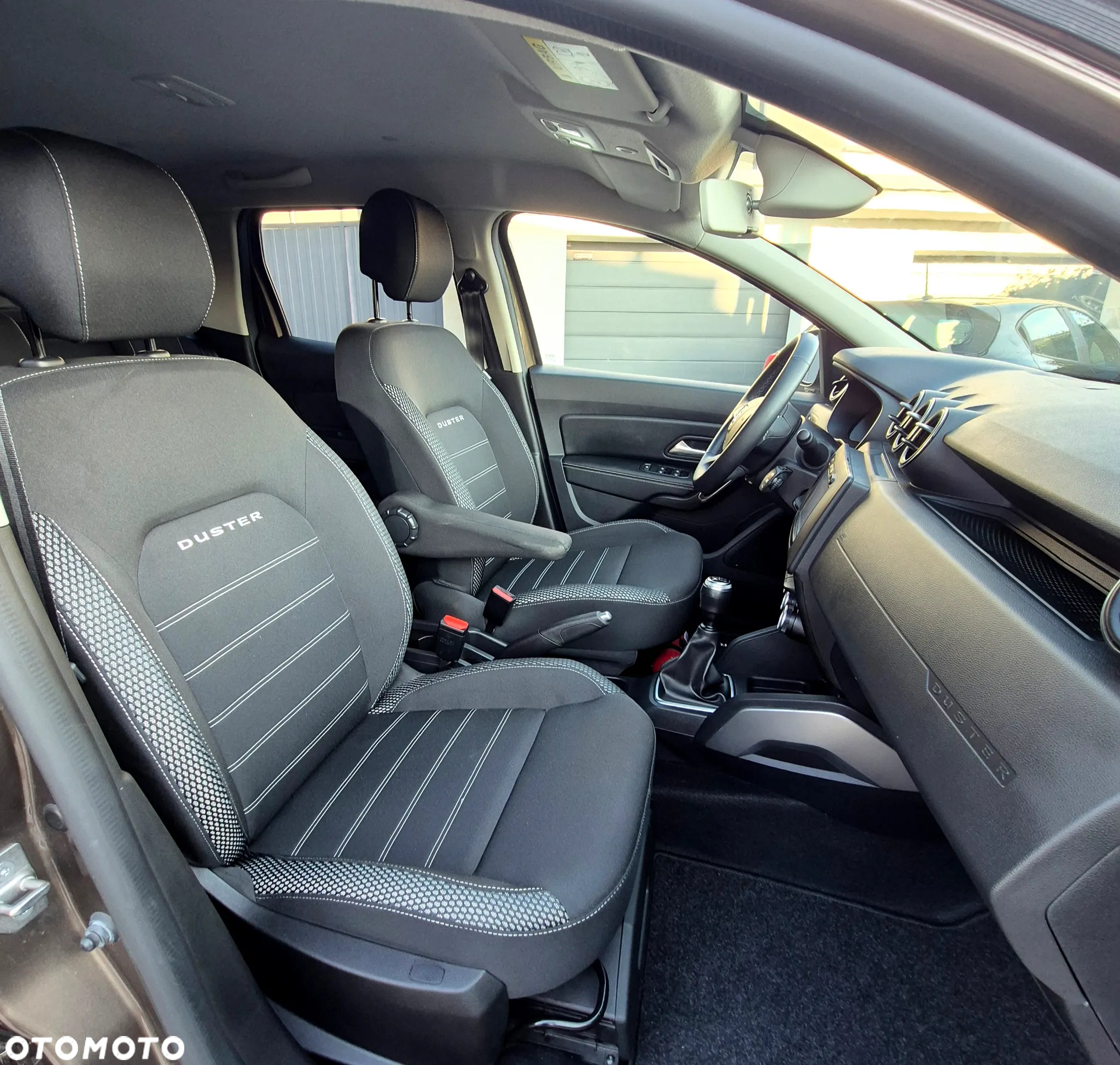 Dacia Duster 1.6 SCe Prestige - 9