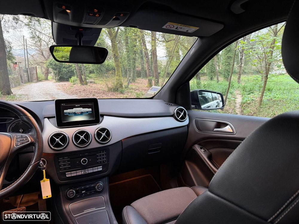 Mercedes-Benz B 250 e Electric Drive - 23