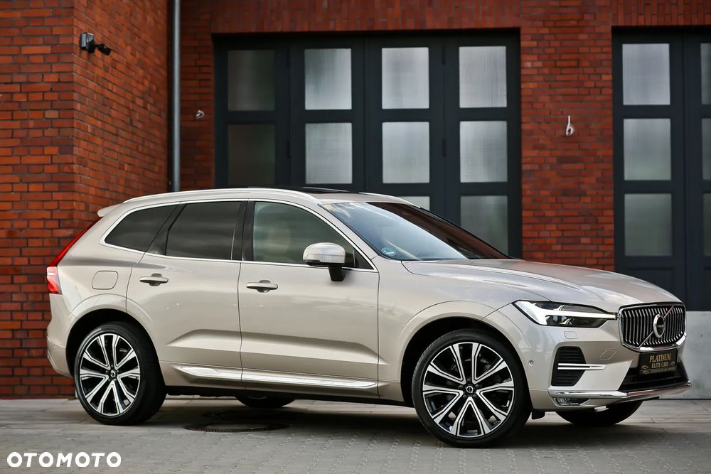 Volvo XC 60 B4 D AWD Ultimate Bright - 4