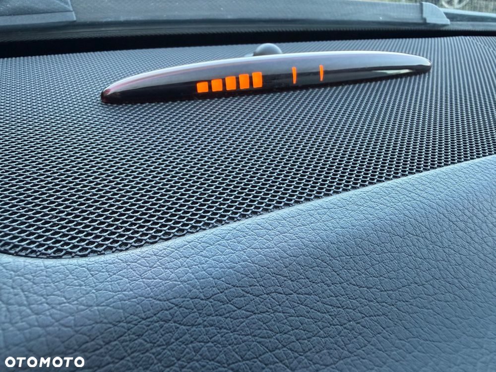 Mercedes-Benz Klasa C 200 Kompressor Automatik Avantgarde - 38
