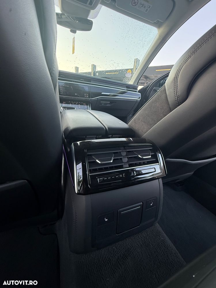 Audi A8 - 25