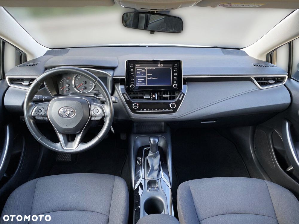 Toyota Corolla - 10