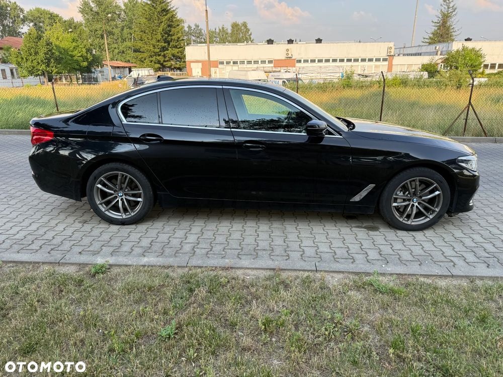 BMW Seria 5 530d xDrive Sport-Aut Luxury Line - 8