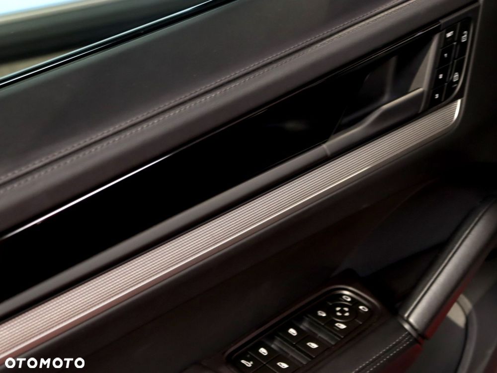 Porsche Cayenne Standard - 21