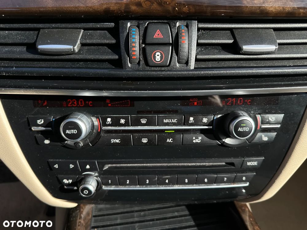 BMW X5 xDrive30d Sport-Aut - 26