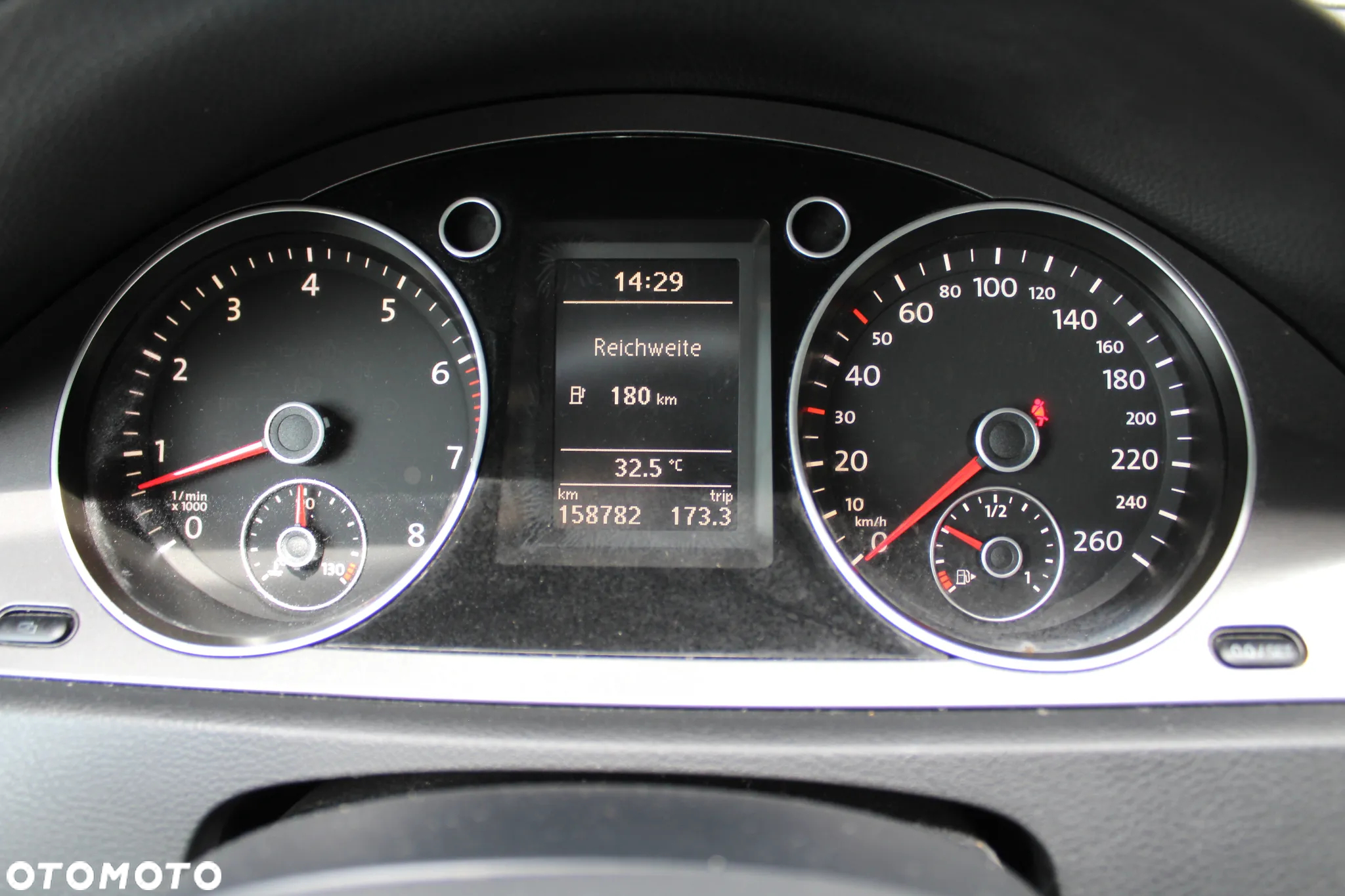 Volkswagen Passat 1.6 Comfortline - 23