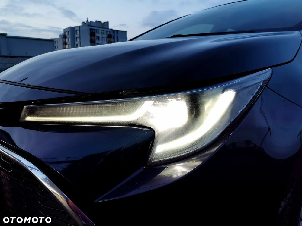 Toyota Corolla - 13