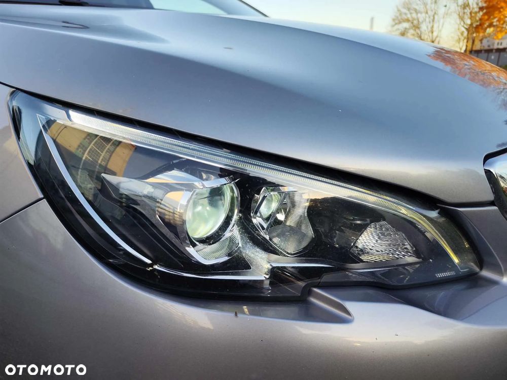 Peugeot 308 1.5 BlueHDi Allure Pack S&S - 11