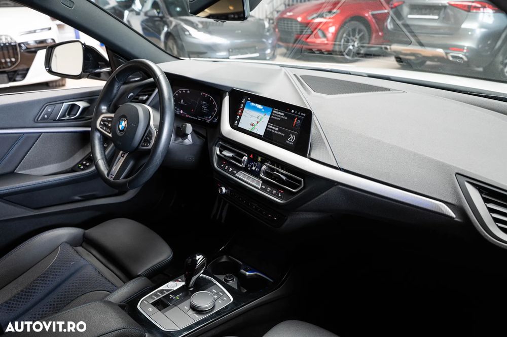 BMW Seria 2 218i Aut. M Sport - 30