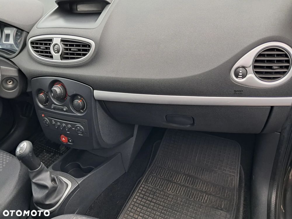 Renault Clio 1.5 dCi Dynamique - 14