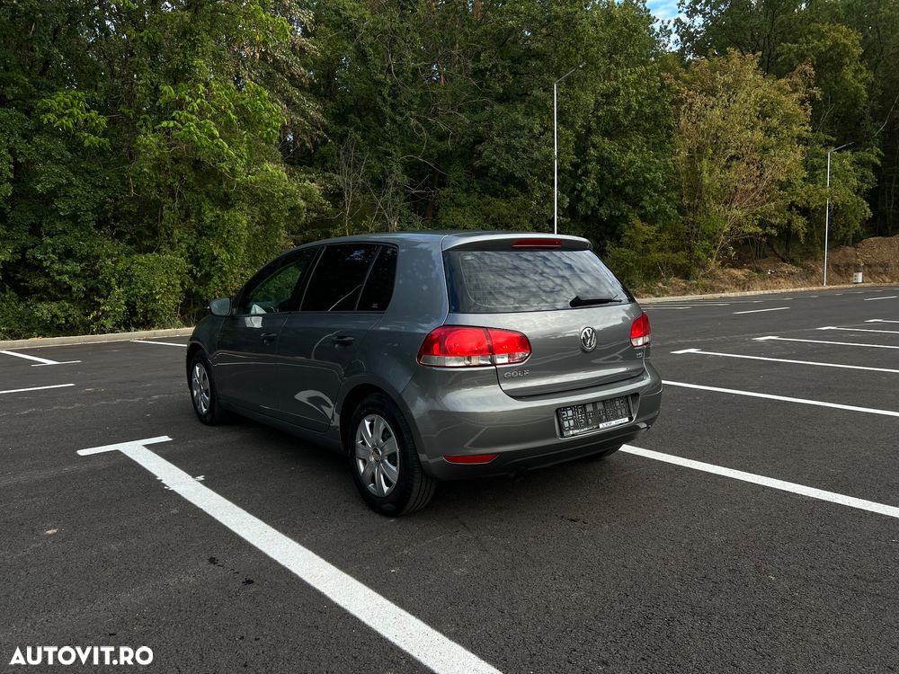 Volkswagen Golf - 3