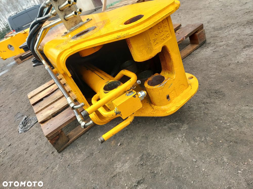 RAMIĘ WYSUWU GŁÓWNE ŁADOWARKA TELESKOPOWA JCB 540-70 2006R - 7