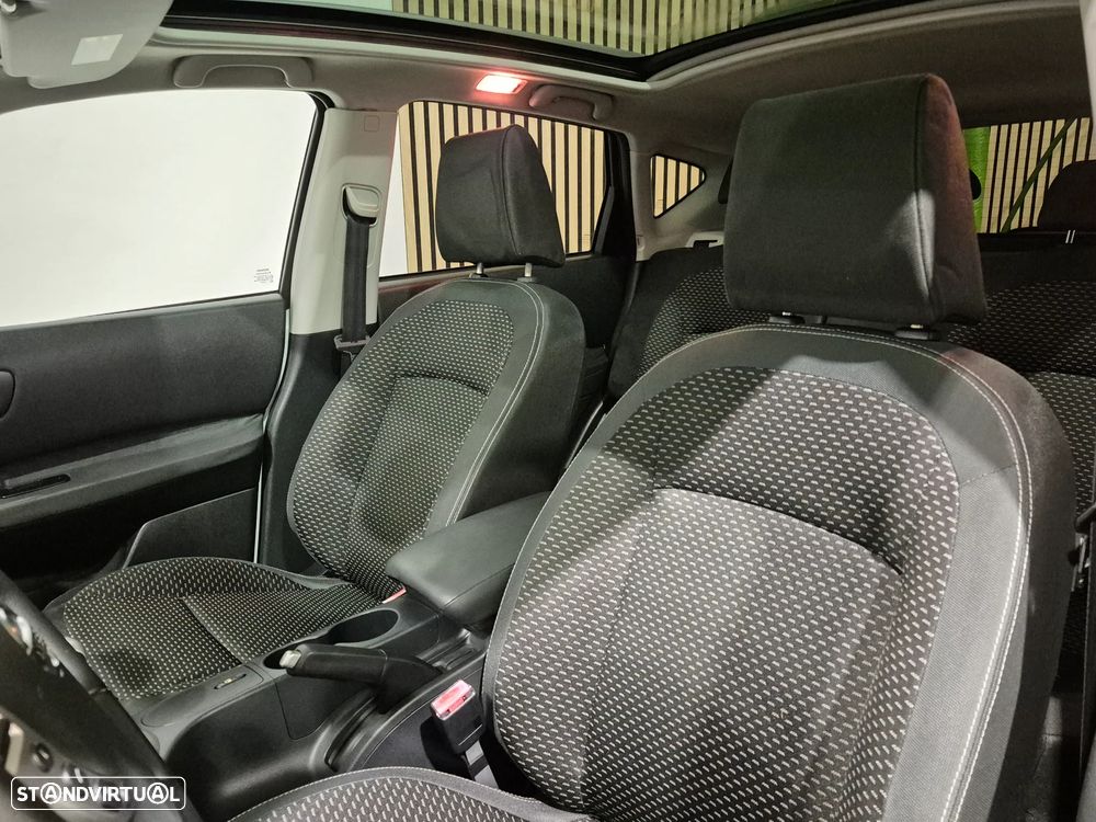 Nissan Qashqai 1.6 Tekna Premium 17 - 16