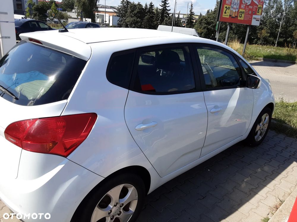 Kia Venga 1.4 CVVT ISG Dream Team Edition - 3