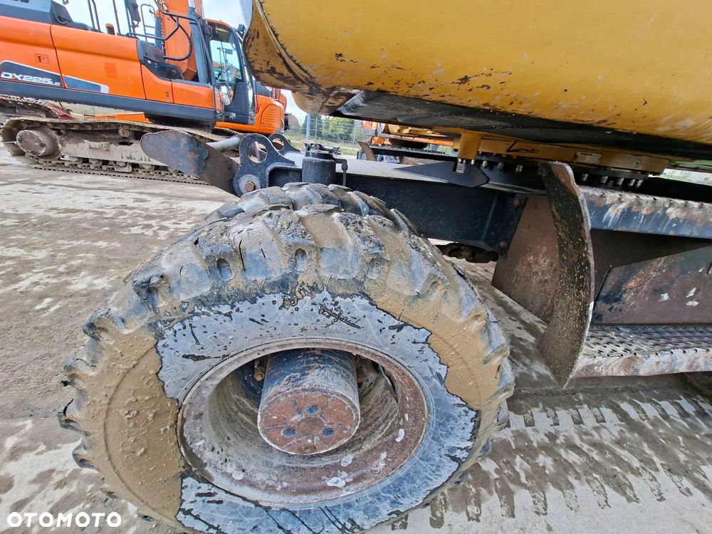 Caterpillar M313D - 8