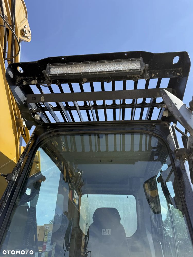 Caterpillar 323 07A - 18