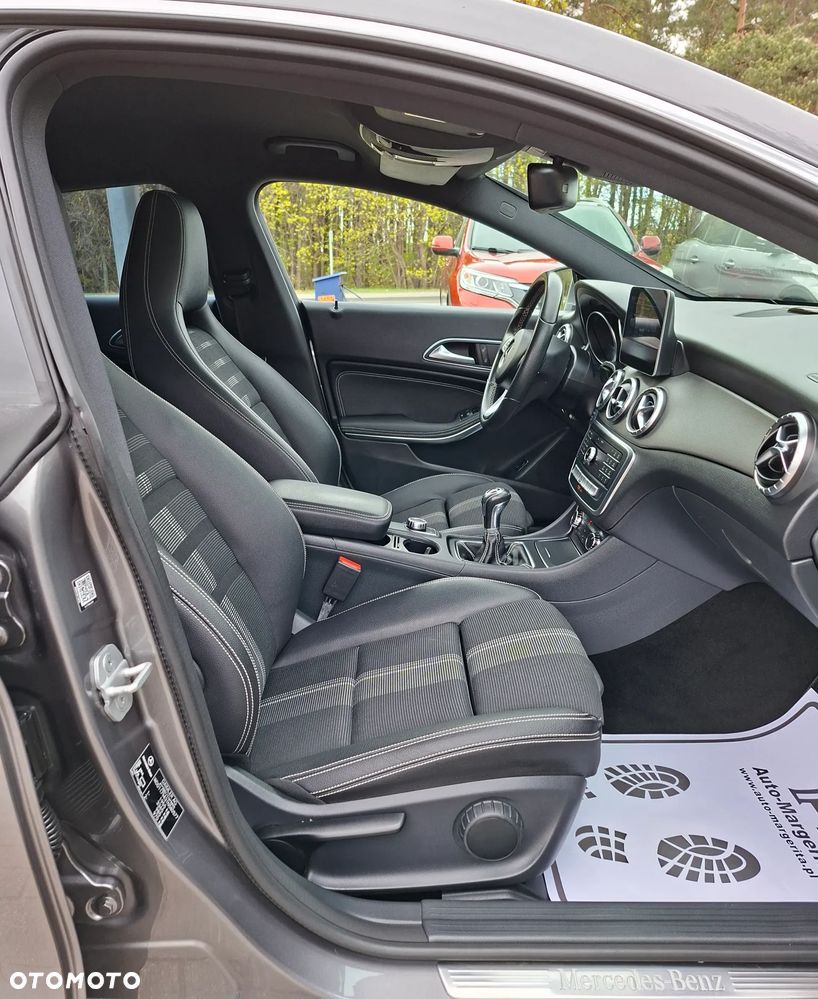 Mercedes-Benz CLA - 9