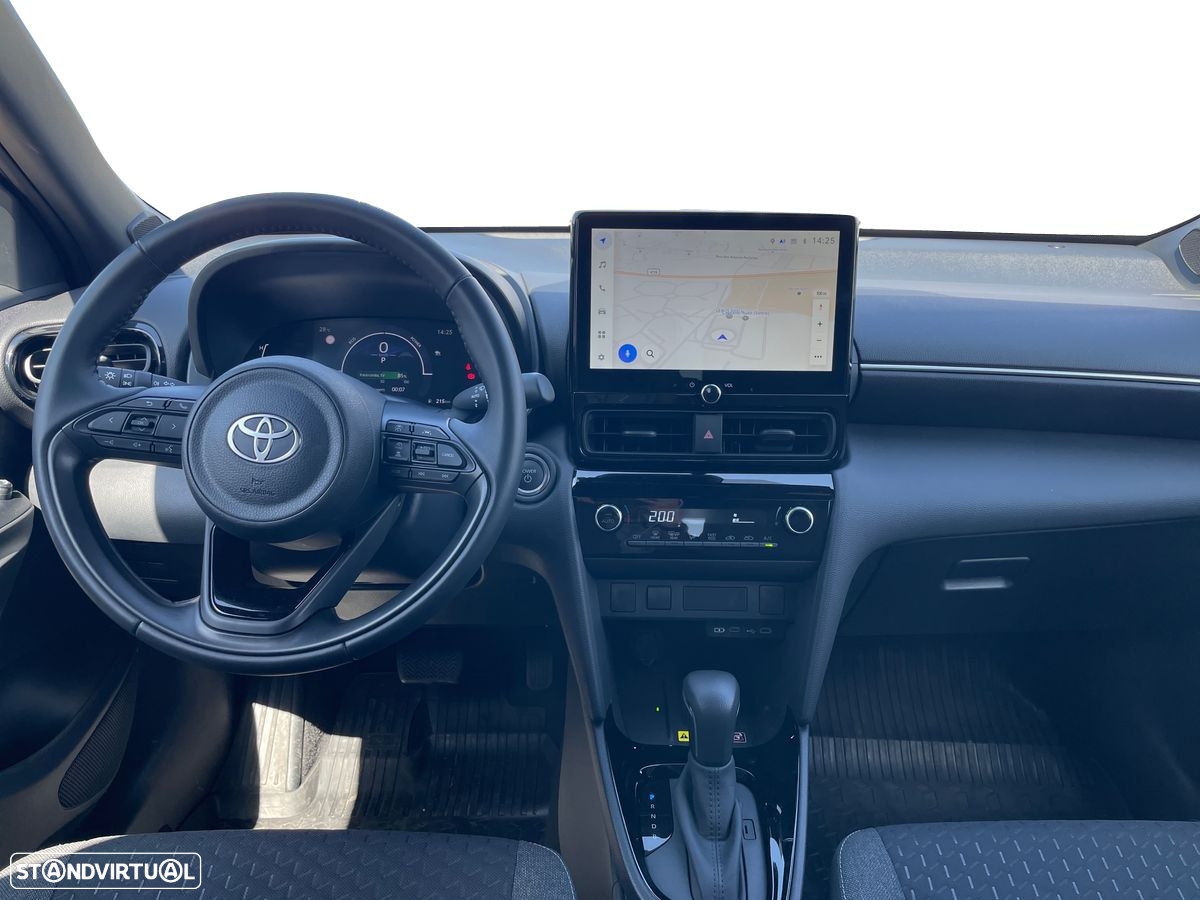 Toyota Yaris Cross - 8