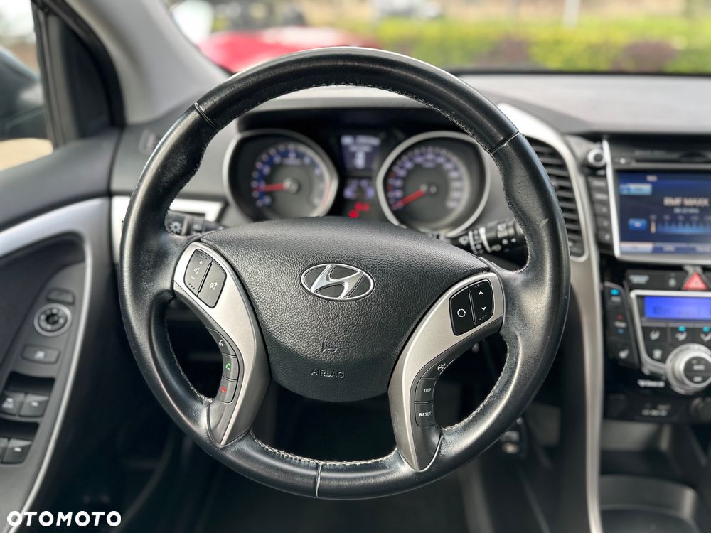 Hyundai i30 1.4 Fifa World Cup Edition - 17