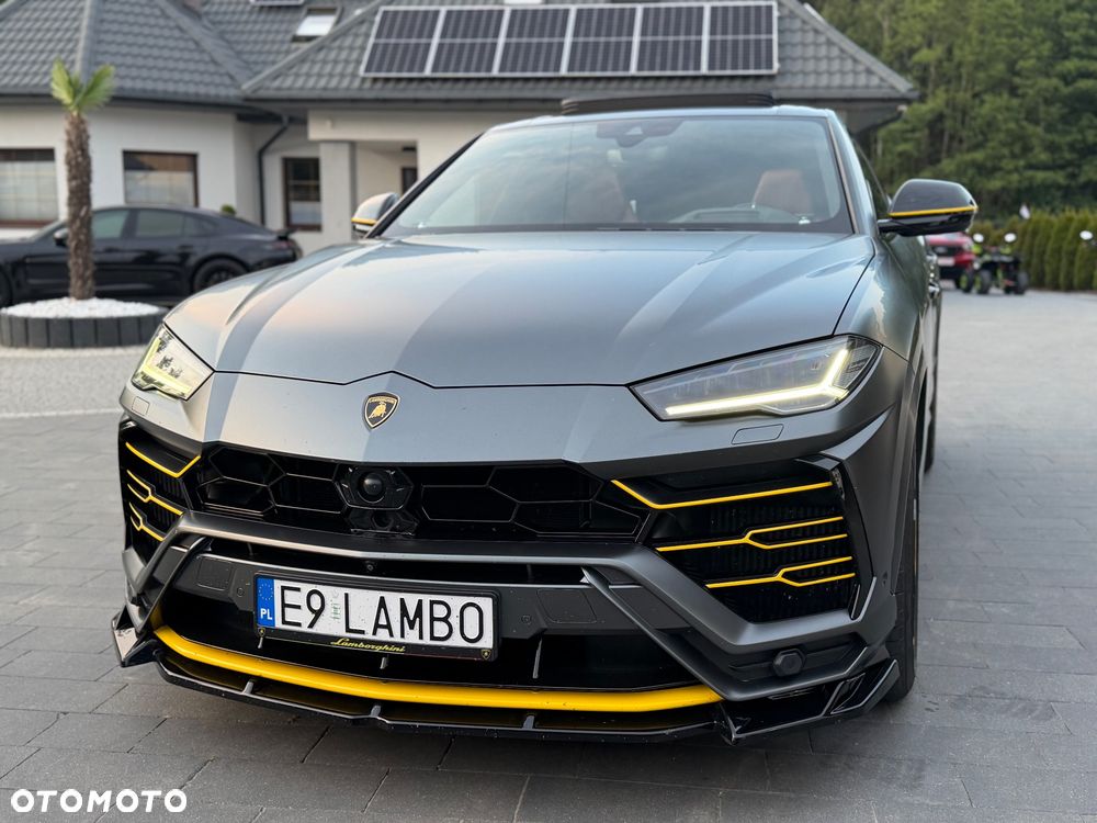 Lamborghini Urus Standard - 3