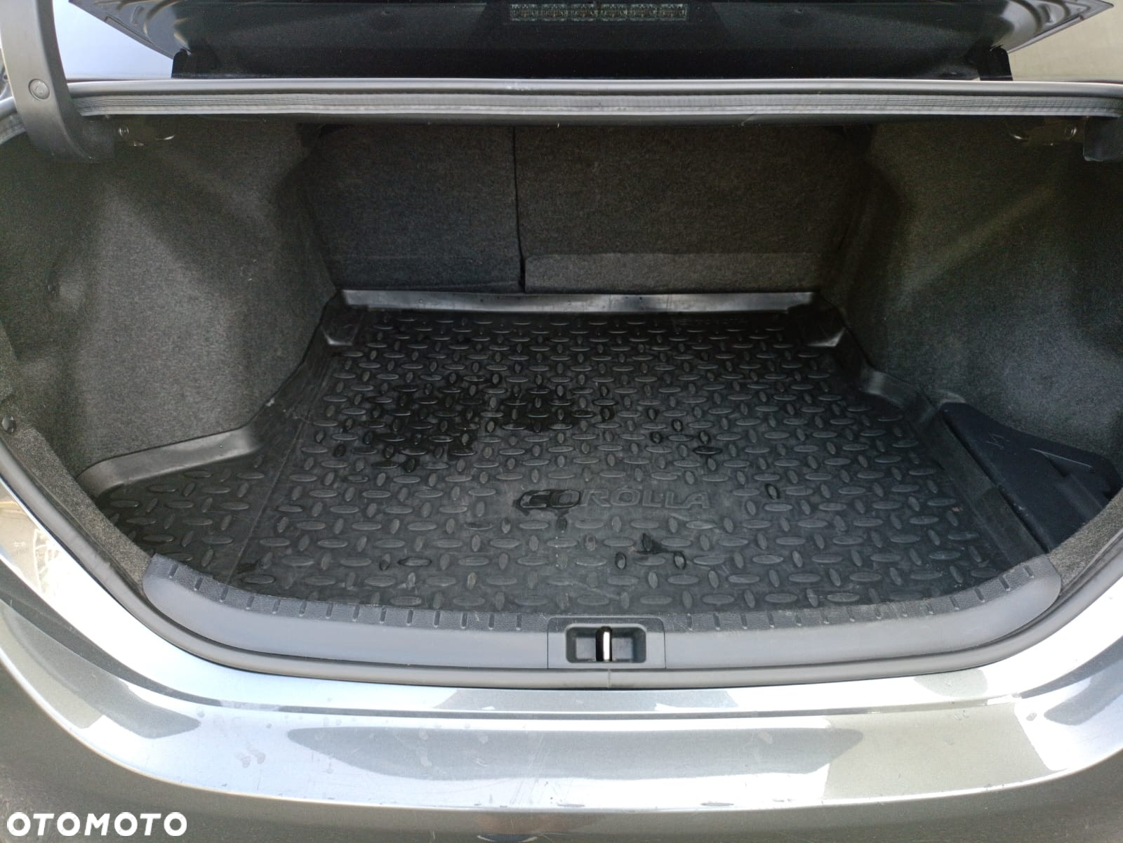 Toyota Corolla 1.6 Comfort - 8