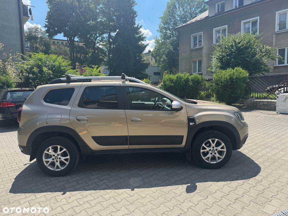 Dacia Duster 1.6 SCe Outdoor S&S - 7