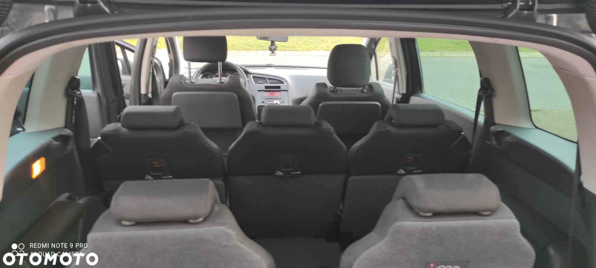 Peugeot 5008 HDI FAP 110 EGS6 Premium - 21