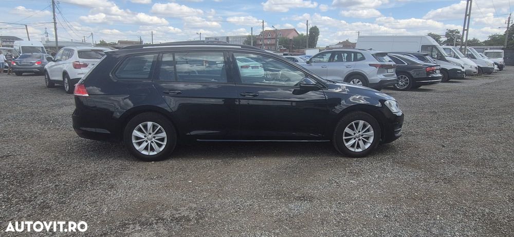 Volkswagen Golf - 12