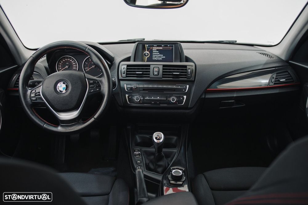 BMW 118 d Line Sport - 16