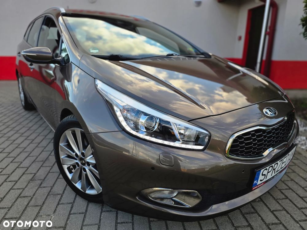 Kia Ceed 1.6 GDI DCT Platinum Edition - 2