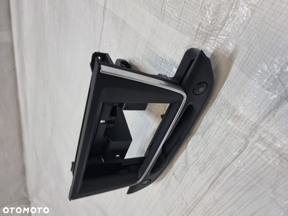 ramka radia wyświetlacza Opel Crossland X  39137997 - 3