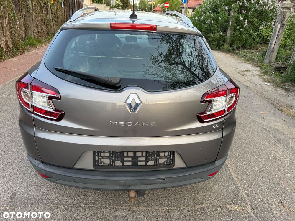 Renault Megane ENERGY dCi 110 Start & Stop Bose Edition - 7