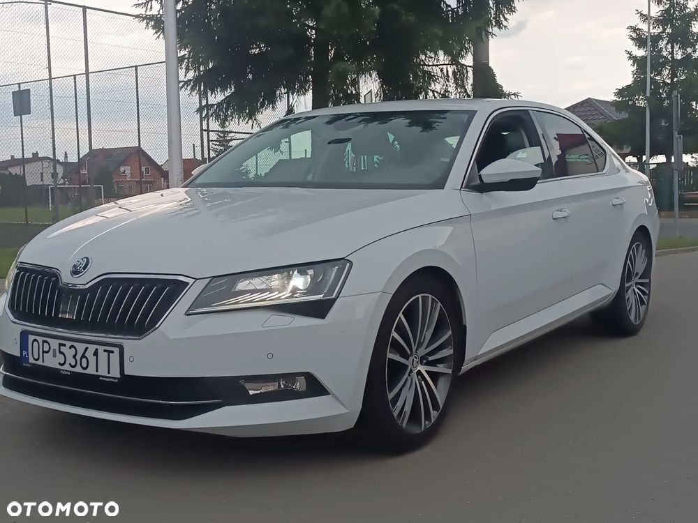 Skoda Superb 2.0 TDI 4x4 DSG Sportline - 2