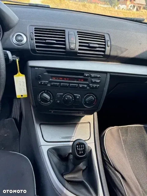 BMW Seria 1 116i - 8