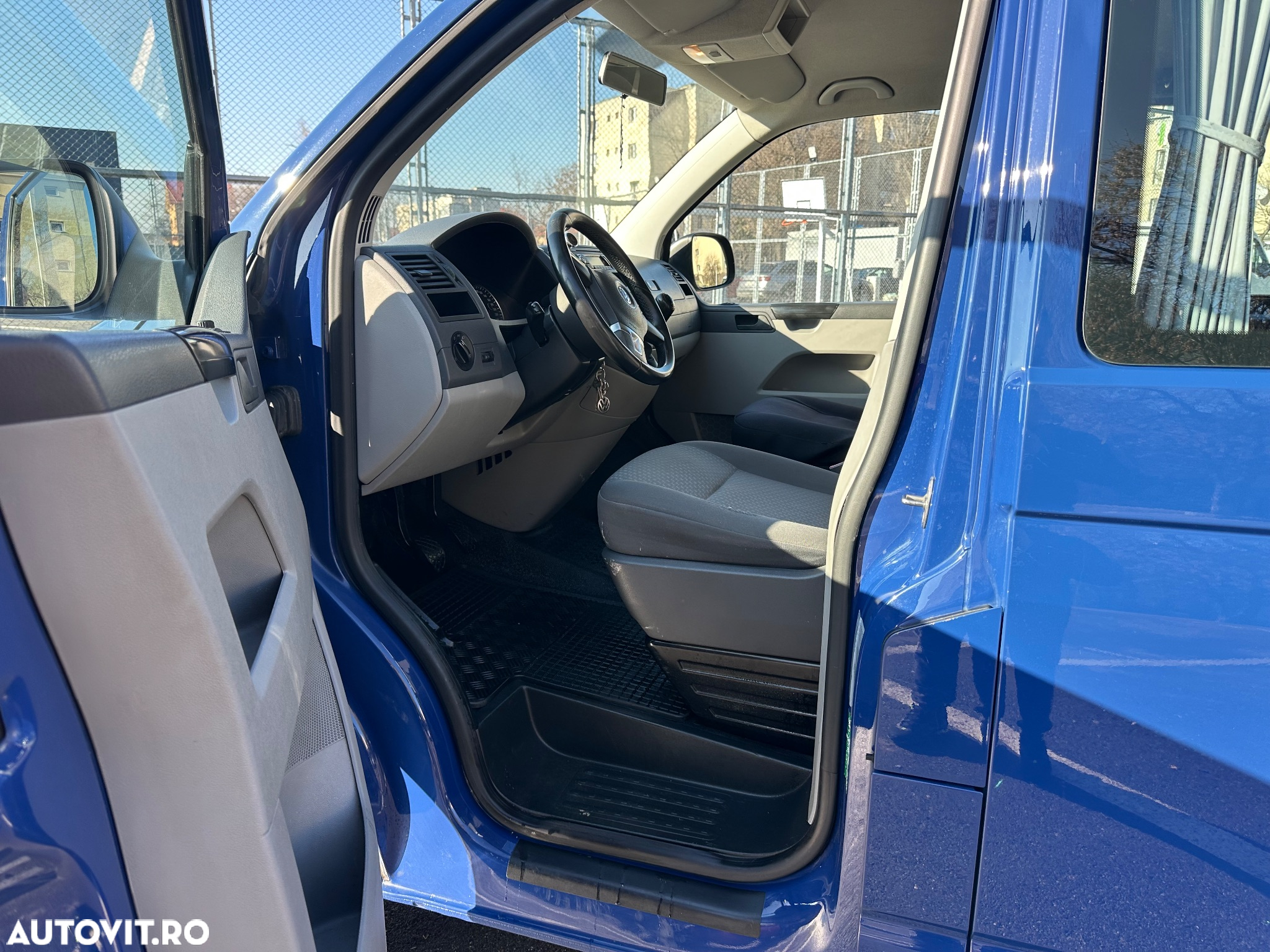 Volkswagen Transporter T5 7FD131/WF2/ZP1/1T3 BMT - 7