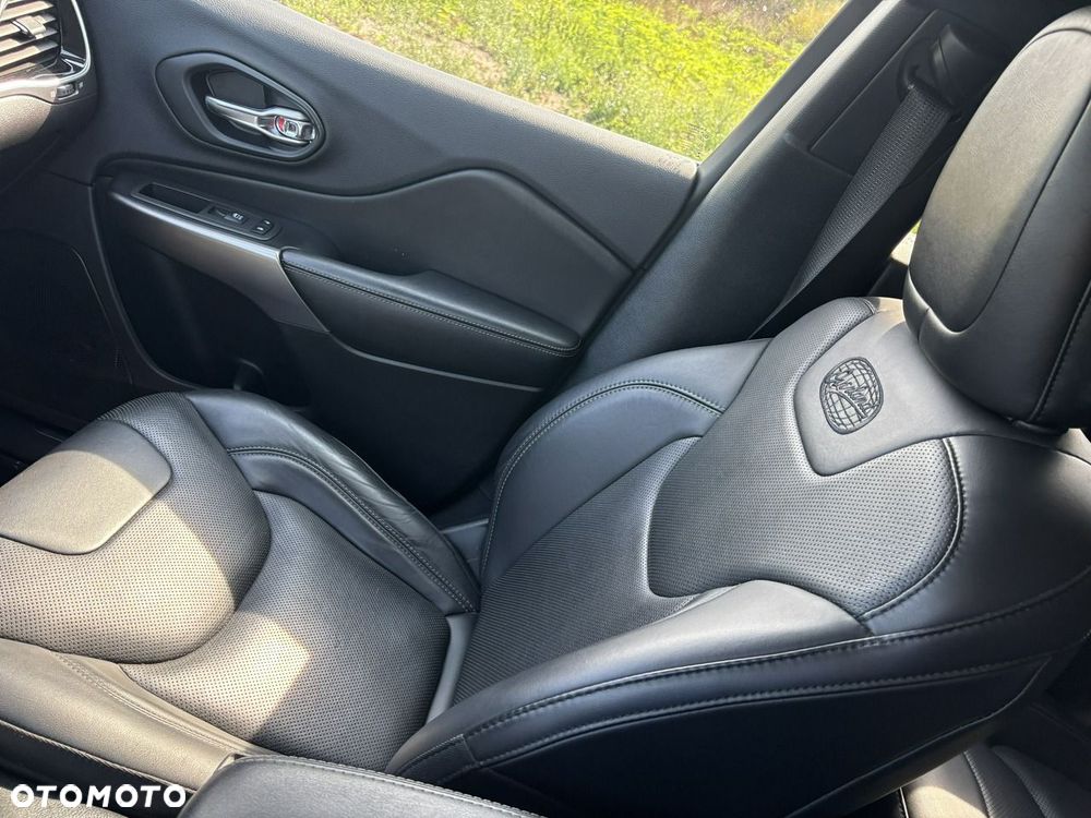 Jeep Cherokee 2.0 T Active Drive I Automatik Overland - 31