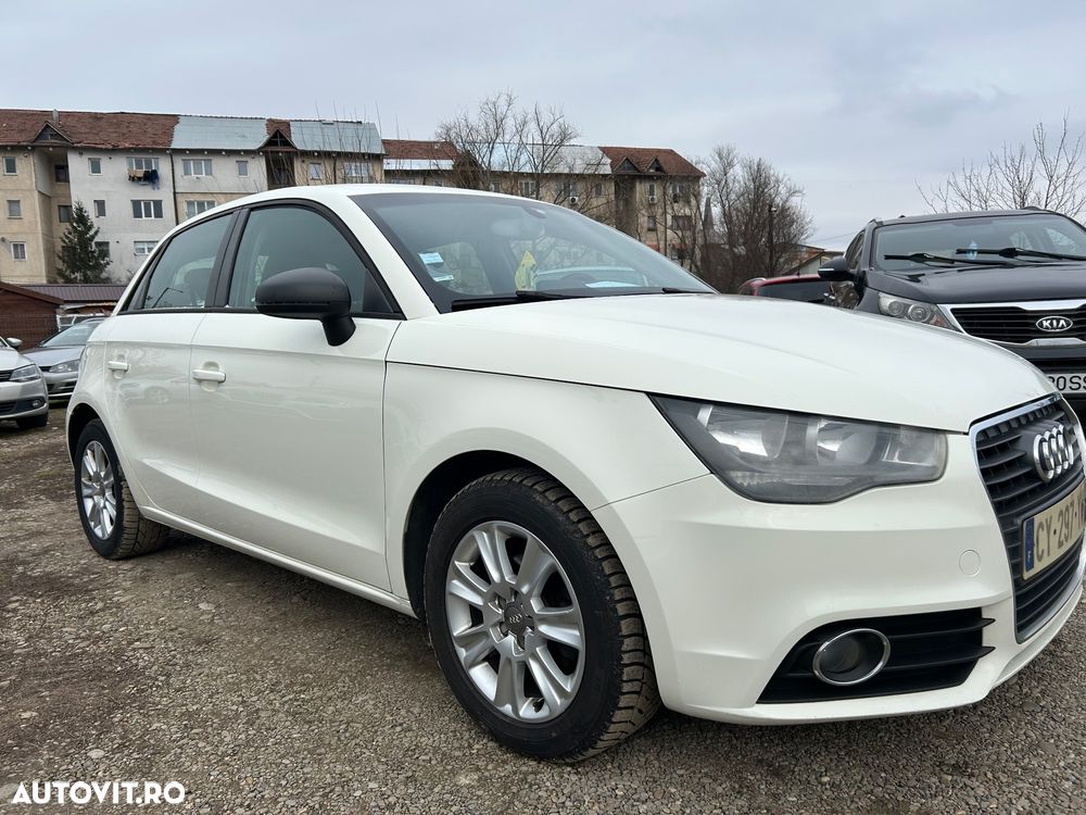 Audi A1 1.6 TDI ack Attraction - 30