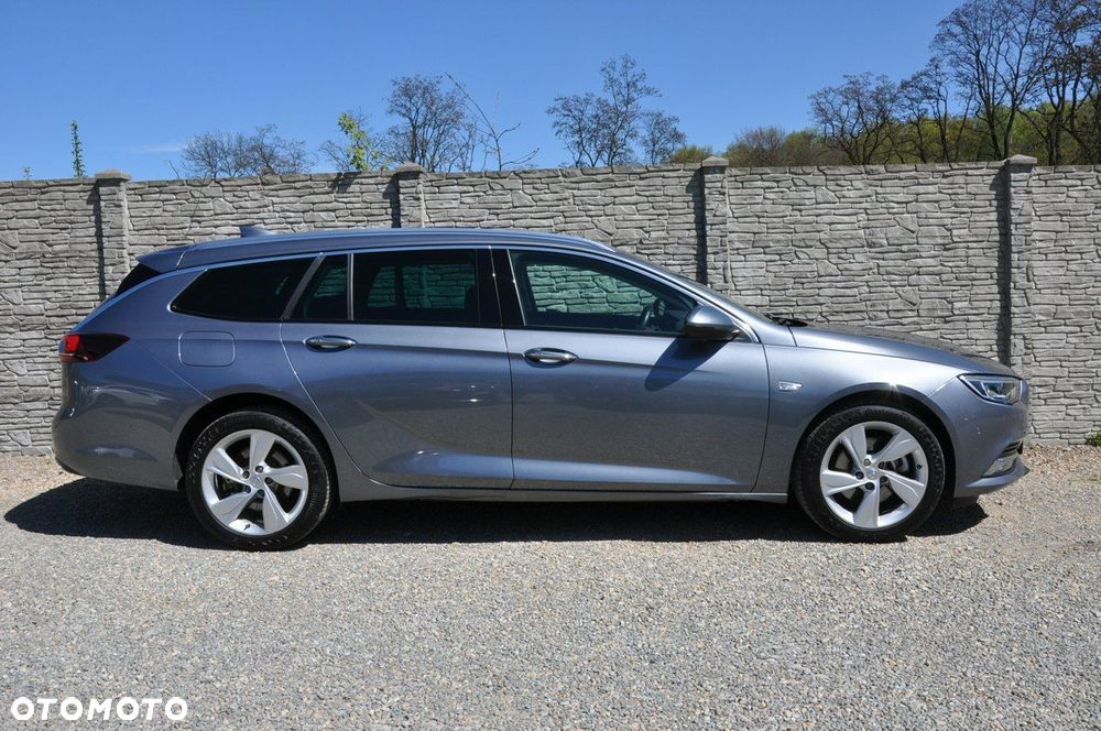 Opel Insignia 2.0 BiTurbo 4x4 Exclusive - 6