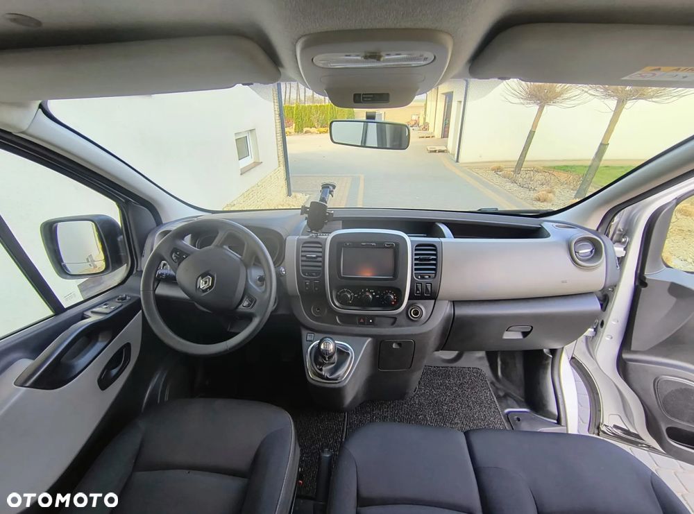 Renault Trafic - 8