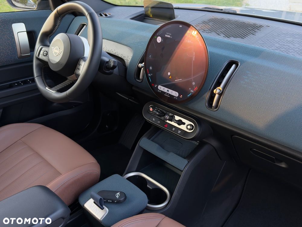 MINI Countryman C mHEV Linia Essential - 23