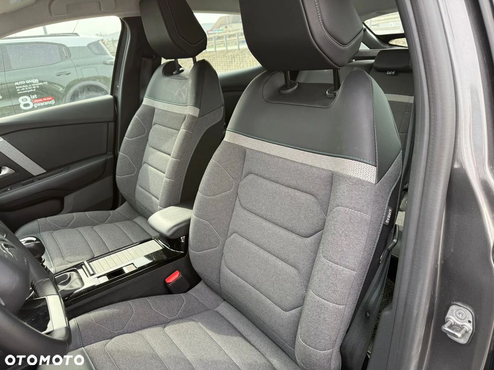 Citroën C4 1.2 PureTech Plus S&S - 10