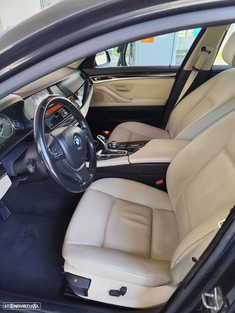 BMW 520 d Auto - 13