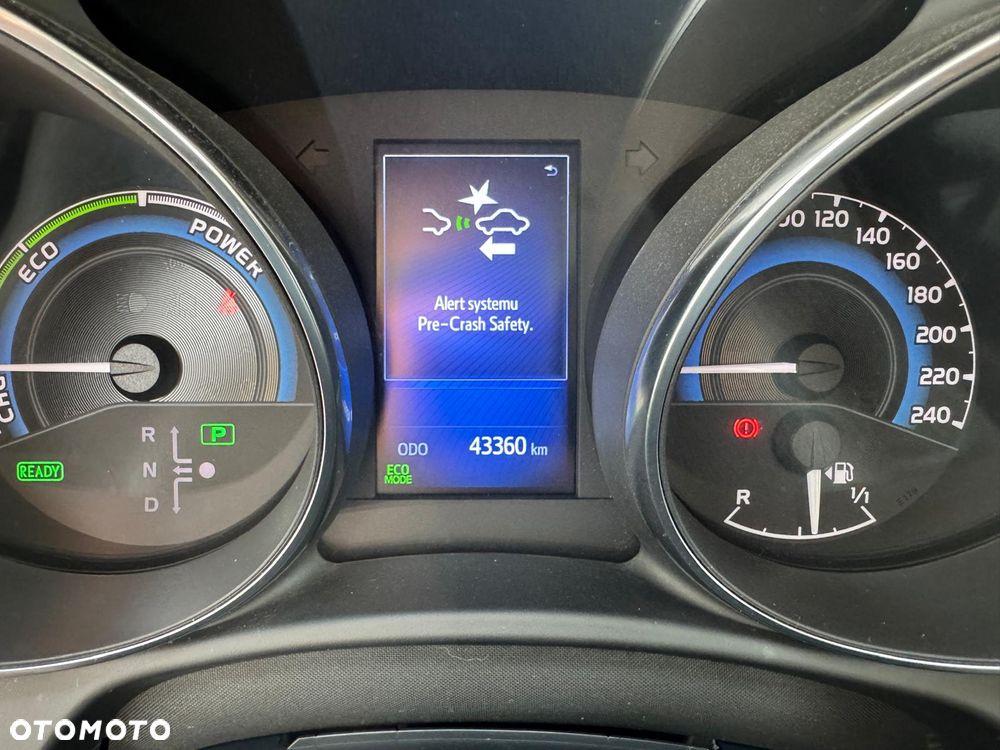 Toyota Auris - 12