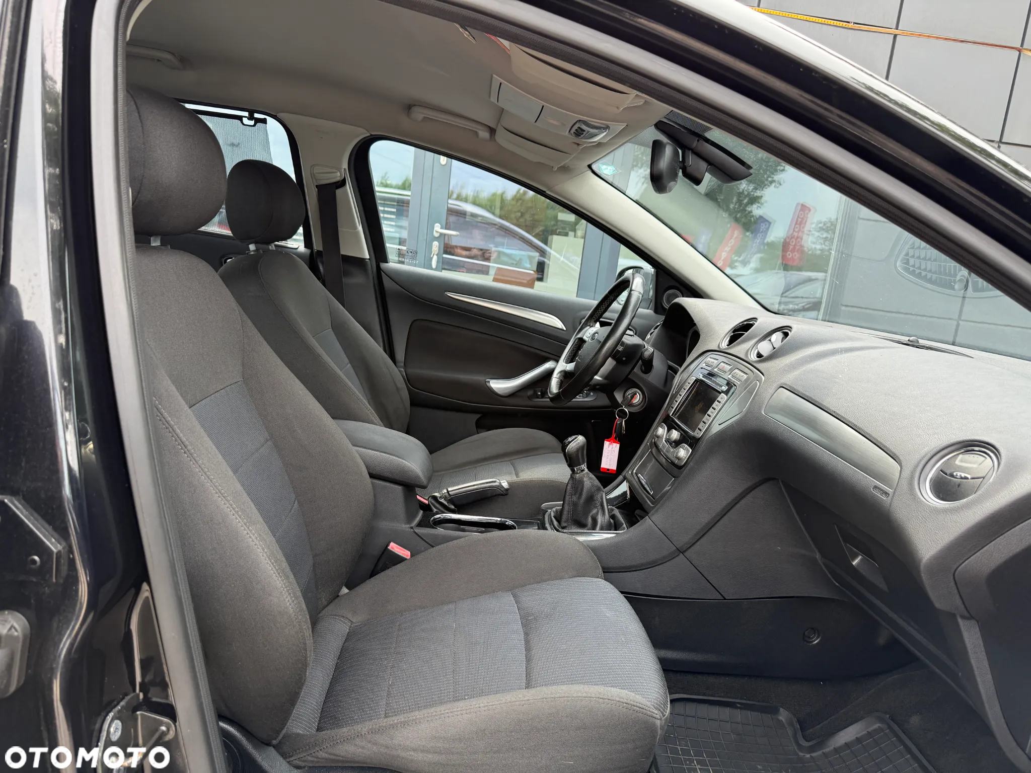 Ford Mondeo 2.0 FF Titanium - 23