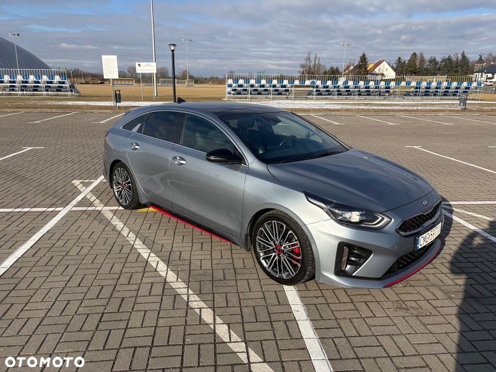 Kia ProCeed - 2