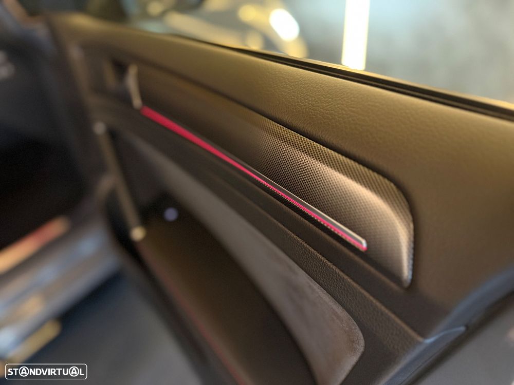 VW Golf GTI TCR 2.0 TSI OPF DSG - 24