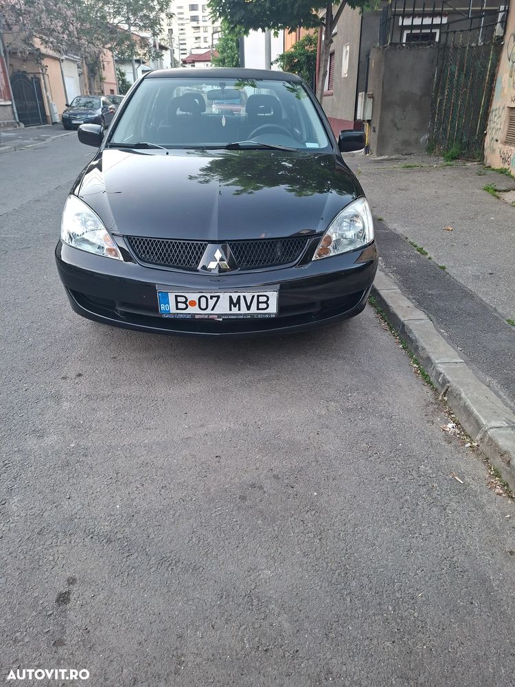 Mitsubishi Lancer 1.6 Invite - 1
